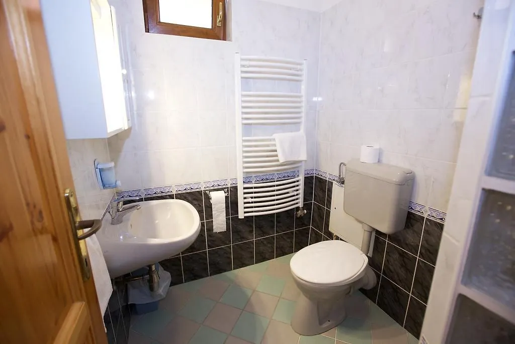 Harmonia Apartmanhaz Hajduszoboszlo Apartment